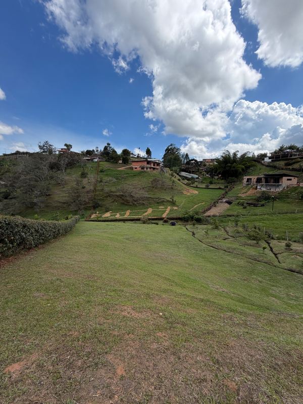 Lote en san Vicente vereda chaparral