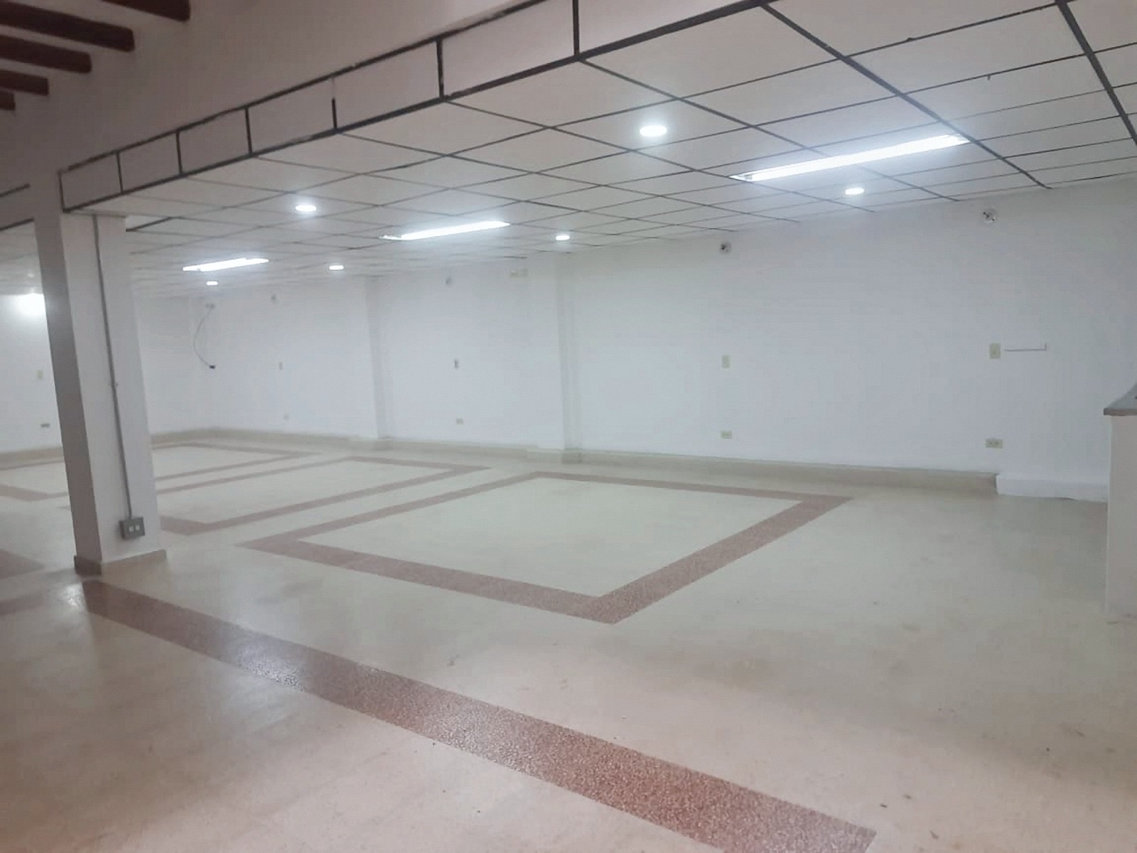 Local en venta en Rionegro (LOC-0001) — foto 3